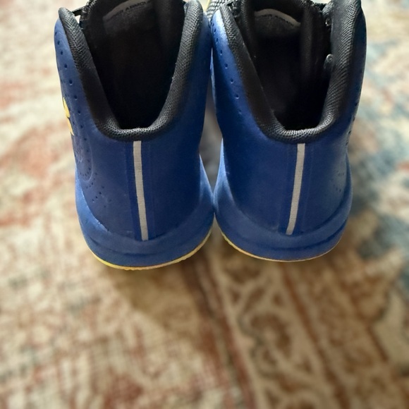 UNDER ARMOUR Kids Blue and Yellow Sneakers • Size 4Y - Picture 10 of 13
